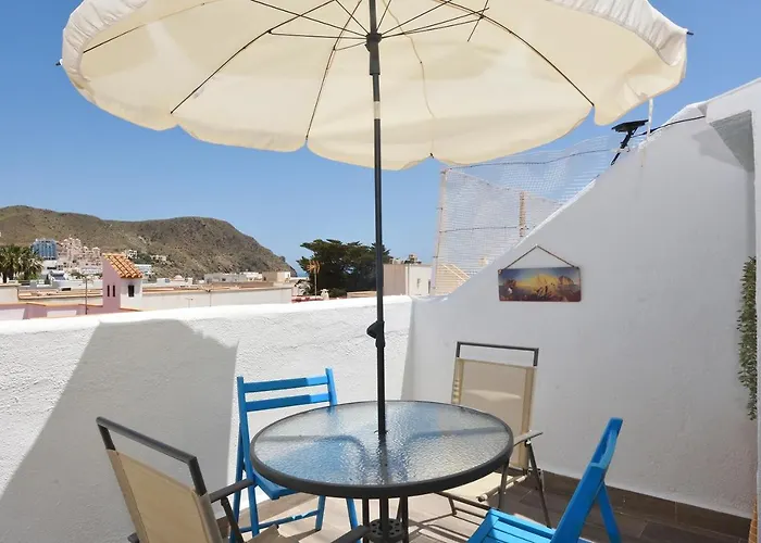 Atico Con Encanto En Cabo De Gata. A 100M De La Playa.